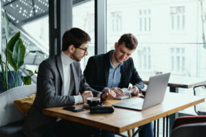 Receita altera credenciais das APIs de CBS, DeRE e ReOps. Entenda o impacto para ERP, integrações e compliance na Reforma Tributária.