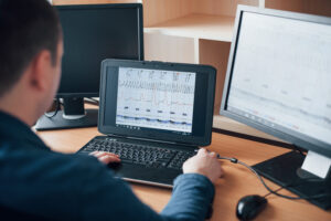 Entenda o que é o Monitor DFe, como ele reduz lacunas fiscais e por que muda a rotina de empresas e contabilidades.